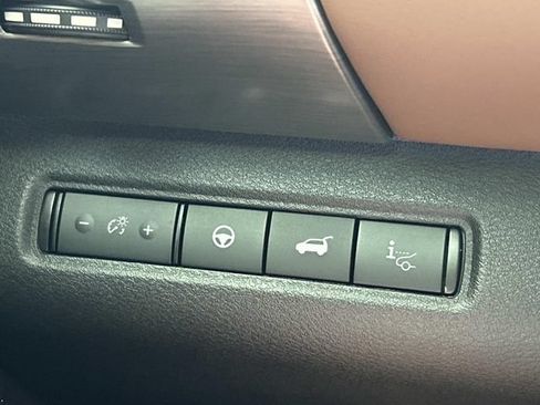Used 2025 Nissan Pathfinder Platinum w/ Cargo Package FWD image 29