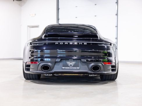 Used 2020 Porsche 911 Carrera S RWD image 5