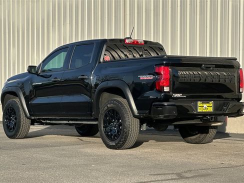 Used 2024 Chevrolet Colorado Trail Boss w/ Technology Package image 7