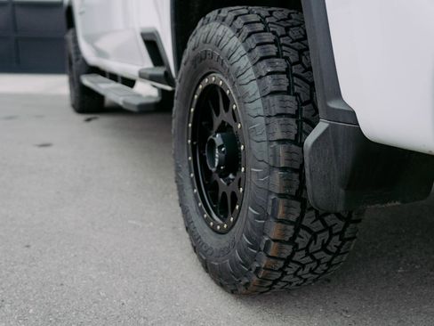 Used 2024 Chevrolet Silverado 3500 LTZ w/ LTZ Premium Package image 11