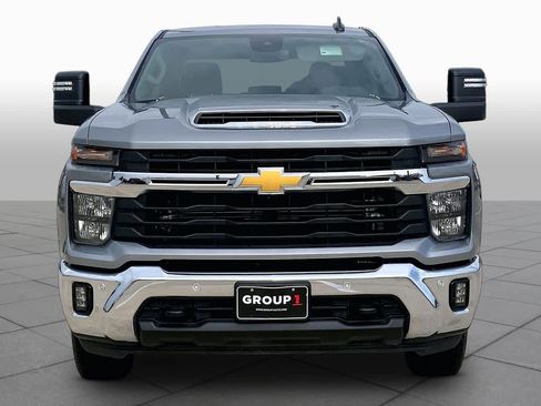 Used 2025 Chevrolet Silverado 2500 LT w/ Safety Package AWD/4WD image 4