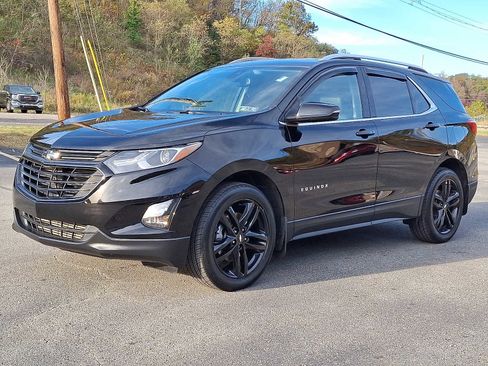 Used 2020 Chevrolet Equinox LT w/ Midnight Edition image 3