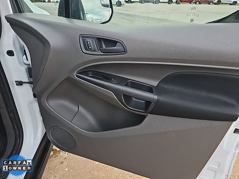 Used 2019 Ford Transit Connect XL image 19