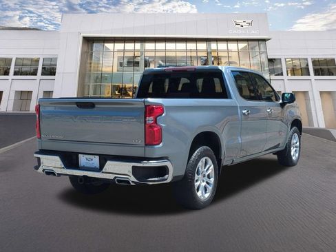 Used 2023 Chevrolet Silverado 1500 LTZ w/ LTZ Premium Package AWD/4WD image 5