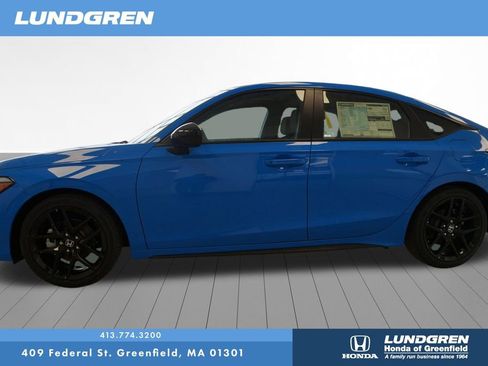 Used 2025 Honda Civic Sport image 4