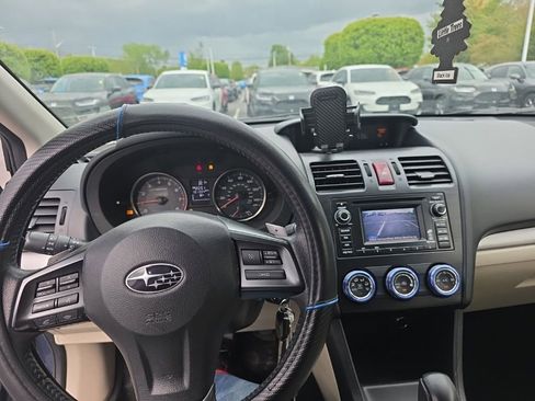 Used 2013 Subaru Crosstrek 2.0i Limited AWD/4WD image 17