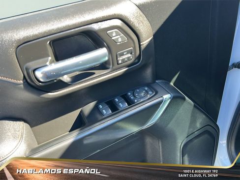 Certified 2022 GMC Sierra 2500 AT4 w/ Gooseneck/5TH Wheel Package image 13