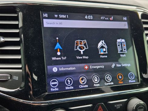 Used 2019 Jeep Grand Cherokee Limited image 3