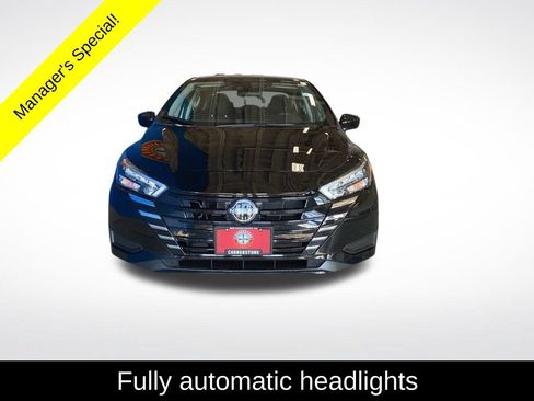 Used 2025 Nissan Versa SV FWD image 12