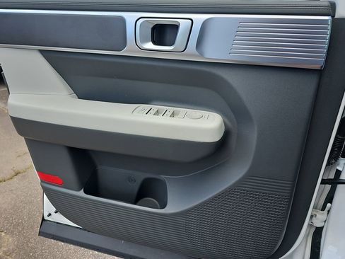 Certified 2025 Hyundai Santa Fe SE FWD image 22