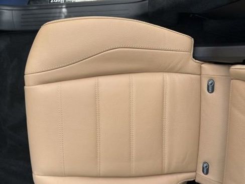 Used 2024 Mercedes-Benz GLS 580 4MATIC image 35