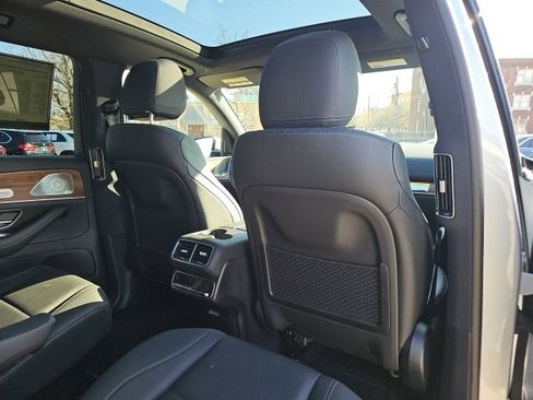Used 2025 Mercedes-Benz GLS 450 GLS 450 image 12