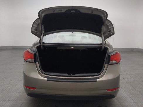 Used 2016 Hyundai Elantra SE w/ Option Group 02 image 29