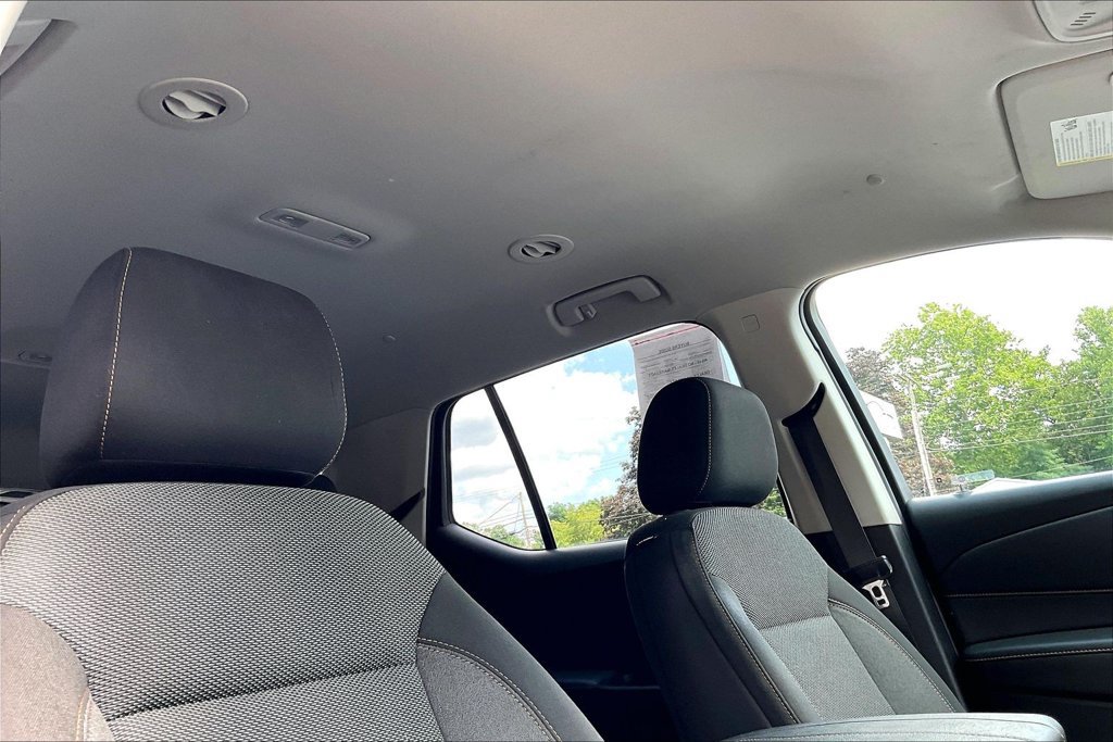 Used 2021 Chevrolet Traverse LT w/ LPO, Floor Liner Package AWD/4WD image 21