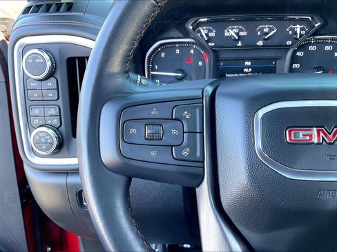 Used 2022 GMC Sierra 2500 AT4 w/ AT4 Preferred Package AWD/4WD image 21