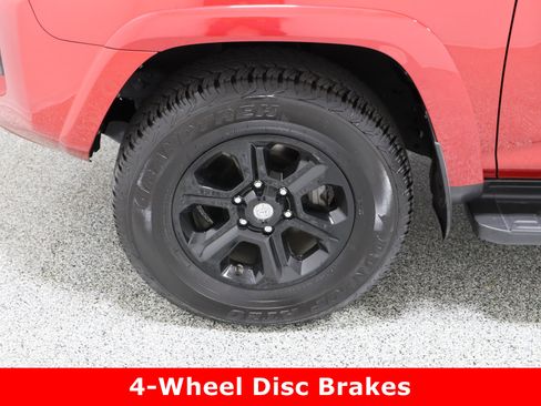 Used 2024 Toyota 4Runner SR5 image 11