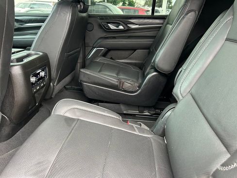 Used 2021 GMC Yukon Denali AWD/4WD image 19