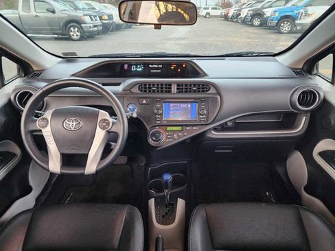 Used 2014 Toyota Prius C Four image 20