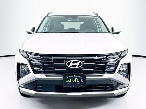 Used 2025 Hyundai Tucson SEL FWD image 2