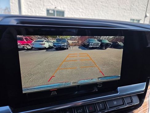 Used 2024 GMC Sierra 1500 Elevation image 11