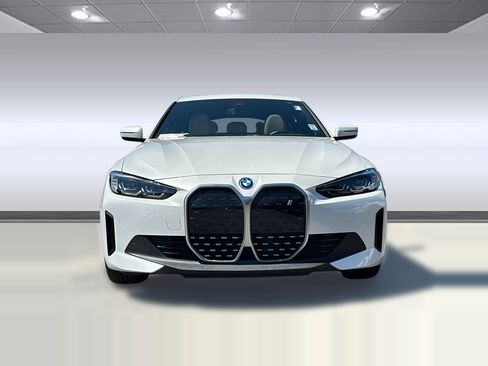 Used 2023 BMW i4 eDrive40 w/ Premium Package RWD image 5