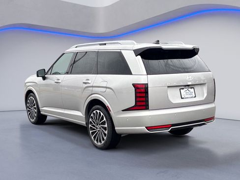 New 2026 Hyundai Palisade Calligraphy FWD image 6