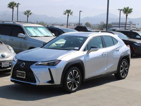 Used 2025 Lexus UX 300h FWD image 3