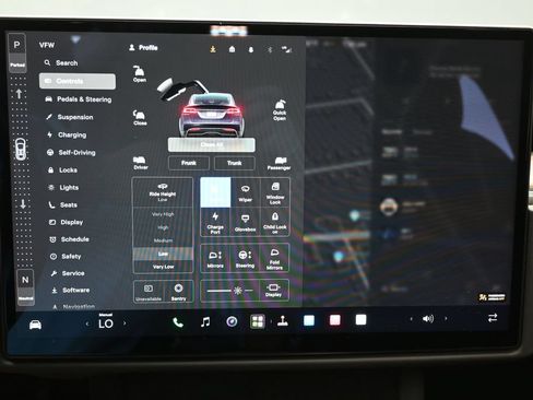 Used 2024 Tesla Model X AWD/4WD image 23