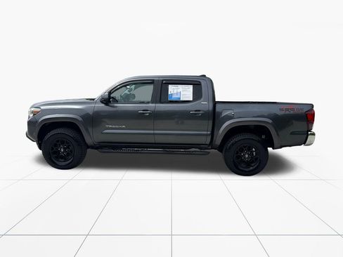 Used 2021 Toyota Tacoma SR5 image 5