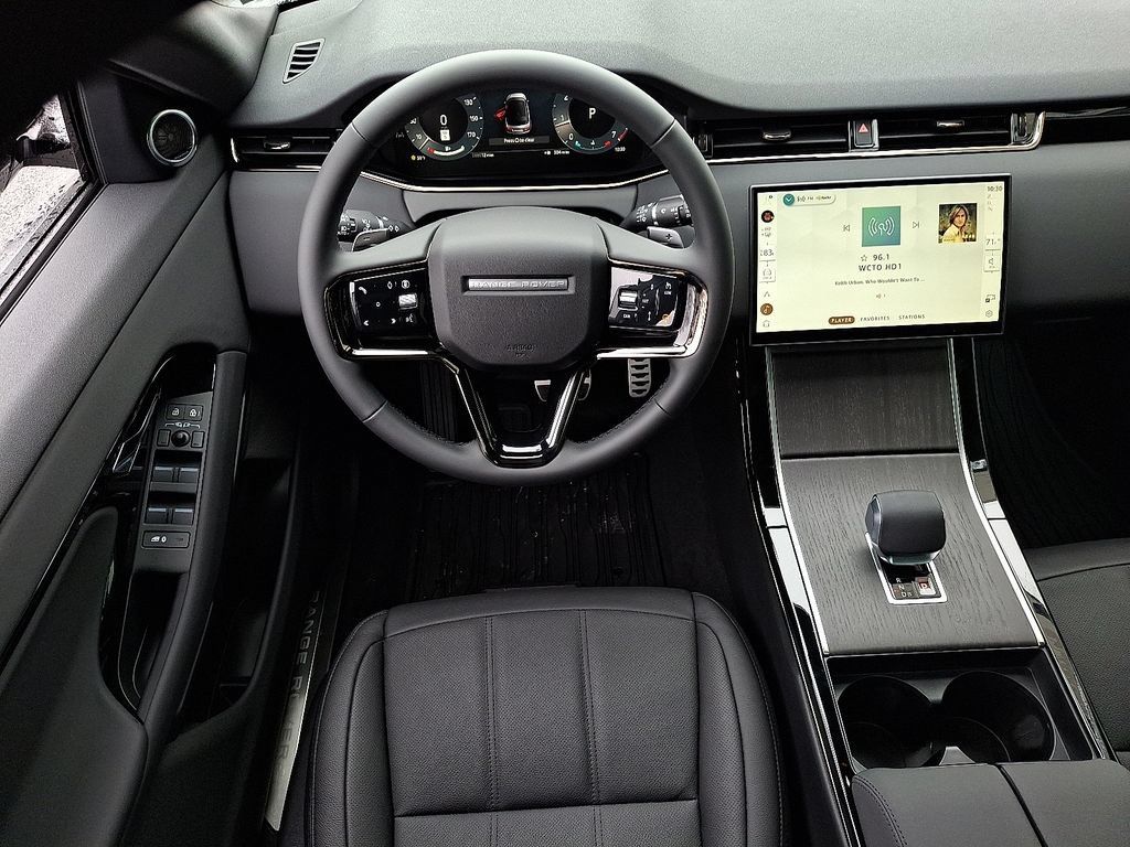 New 2026 Land Rover Range Rover Evoque Dynamic SE AWD/4WD image 7