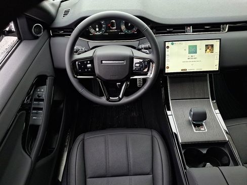 New 2026 Land Rover Range Rover Evoque Dynamic SE AWD/4WD image 7