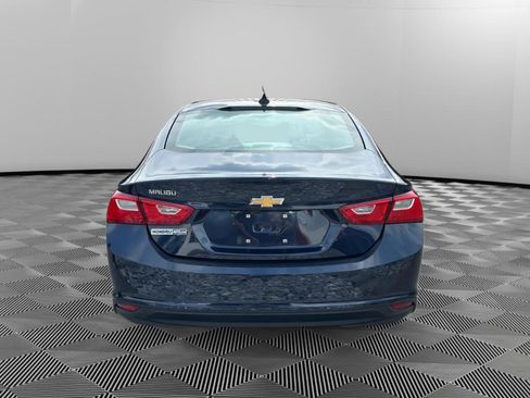 Used 2017 Chevrolet Malibu LS FWD image 8