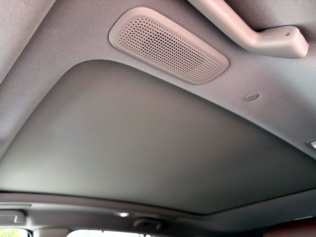 Used 2026 Acura MDX w/ Technology Package FWD image 19