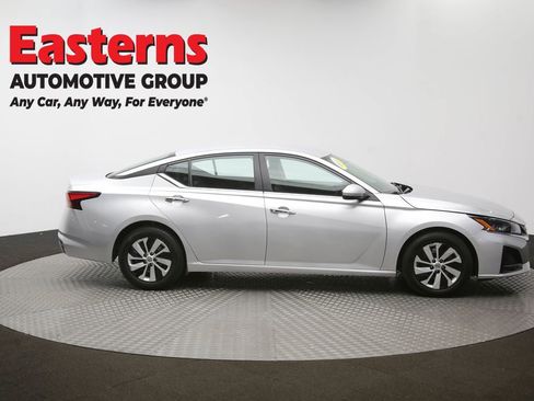 Used 2023 Nissan Altima 2.5 S FWD image 44