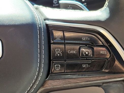 Used 2021 Jeep Grand Cherokee L Overland image 26