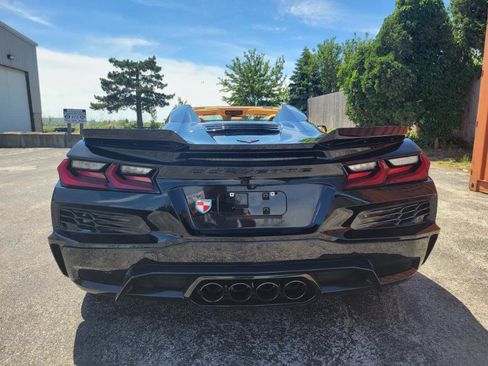 Used 2024 Chevrolet Corvette Z06 RWD image 39