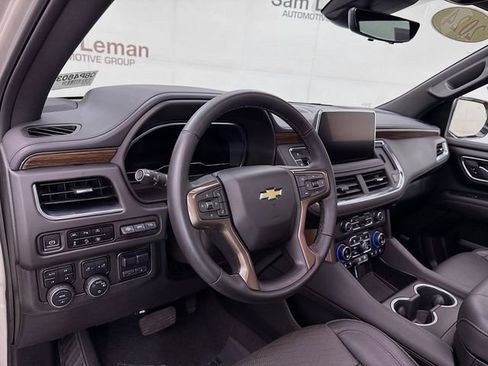 Used 2024 Chevrolet Suburban High Country image 6