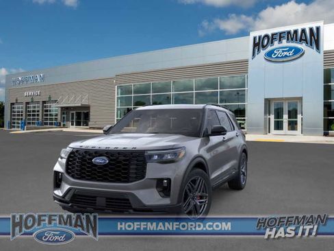 New 2026 Ford Explorer ST-Line w/ ST-Line Street Pack image 3