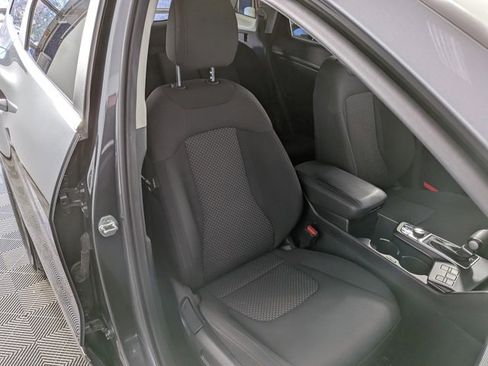 Used 2023 Kia Sportage LX image 31