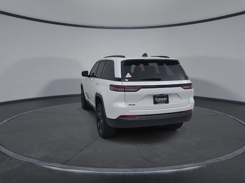 New 2026 Jeep Grand Cherokee Limited w/ Limited Altitude Package AWD/4WD image 11