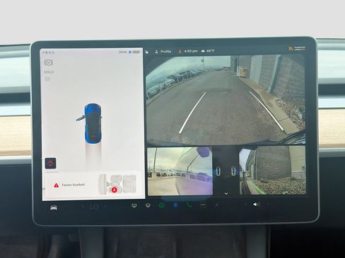 Used 2021 Tesla Model Y Long Range AWD/4WD image 21