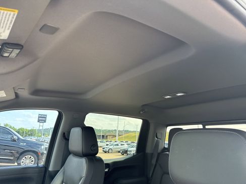 Used 2019 GMC Sierra 1500 SLT w/ SLT Premium Plus Package image 17