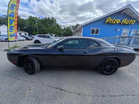 Used 2017 Dodge Challenger SXT w/ Blacktop Package RWD image 2