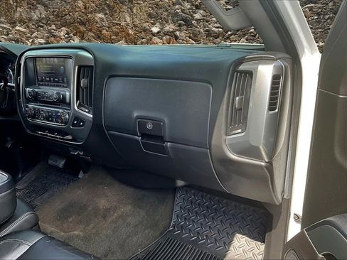 Used 2017 Chevrolet Silverado 1500 LT w/ All Star Edition image 16