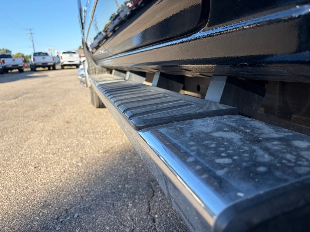 Used 2019 GMC Sierra 3500 Denali w/ Duramax Plus Package AWD/4WD image 10