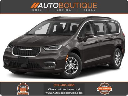 Used 2022 Chrysler Pacifica Touring-L