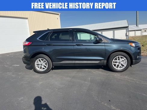 Used 2023 Ford Edge SEL w/ Convenience Package image 3