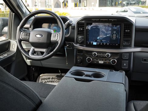 Used 2024 Ford F150 XLT image 28