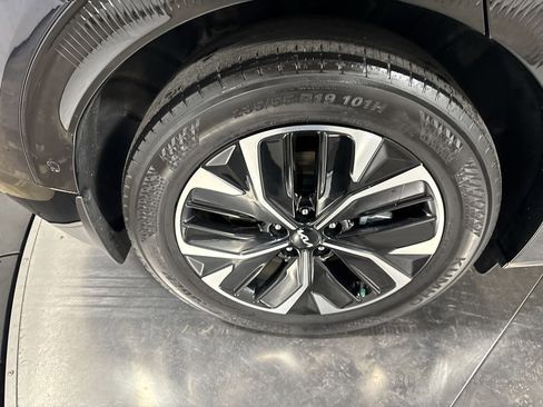 Used 2024 Kia EV6 Wind w/ Wind Technology Package image 13