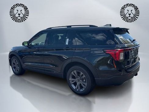 New 2026 Ford Explorer Active w/ Active Comfort Package AWD/4WD image 7